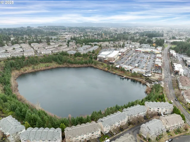 $349,000 | 15416 Southwest Mallard Drive, Unit 104, Beaverton, OR 97007