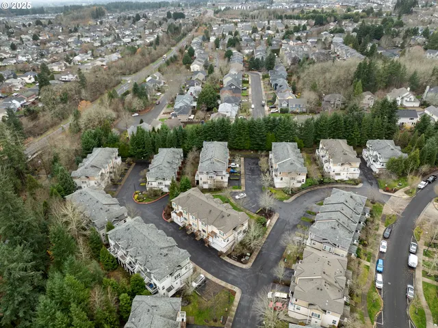 $349,000 | 15416 Southwest Mallard Drive, Unit 104, Beaverton, OR 97007