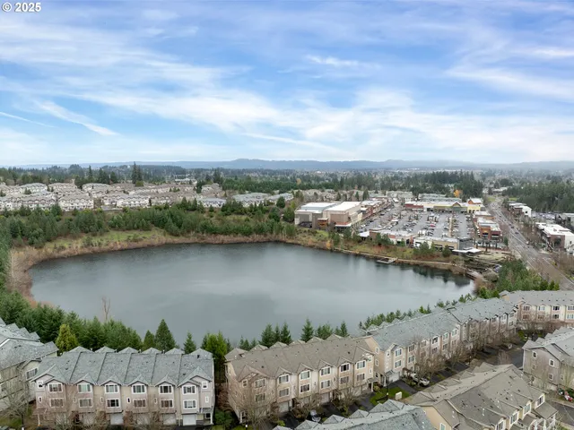$349,000 | 15416 Southwest Mallard Drive, Unit 104, Beaverton, OR 97007