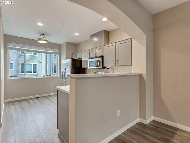 $349,000 | 15416 Southwest Mallard Drive, Unit 104, Beaverton, OR 97007