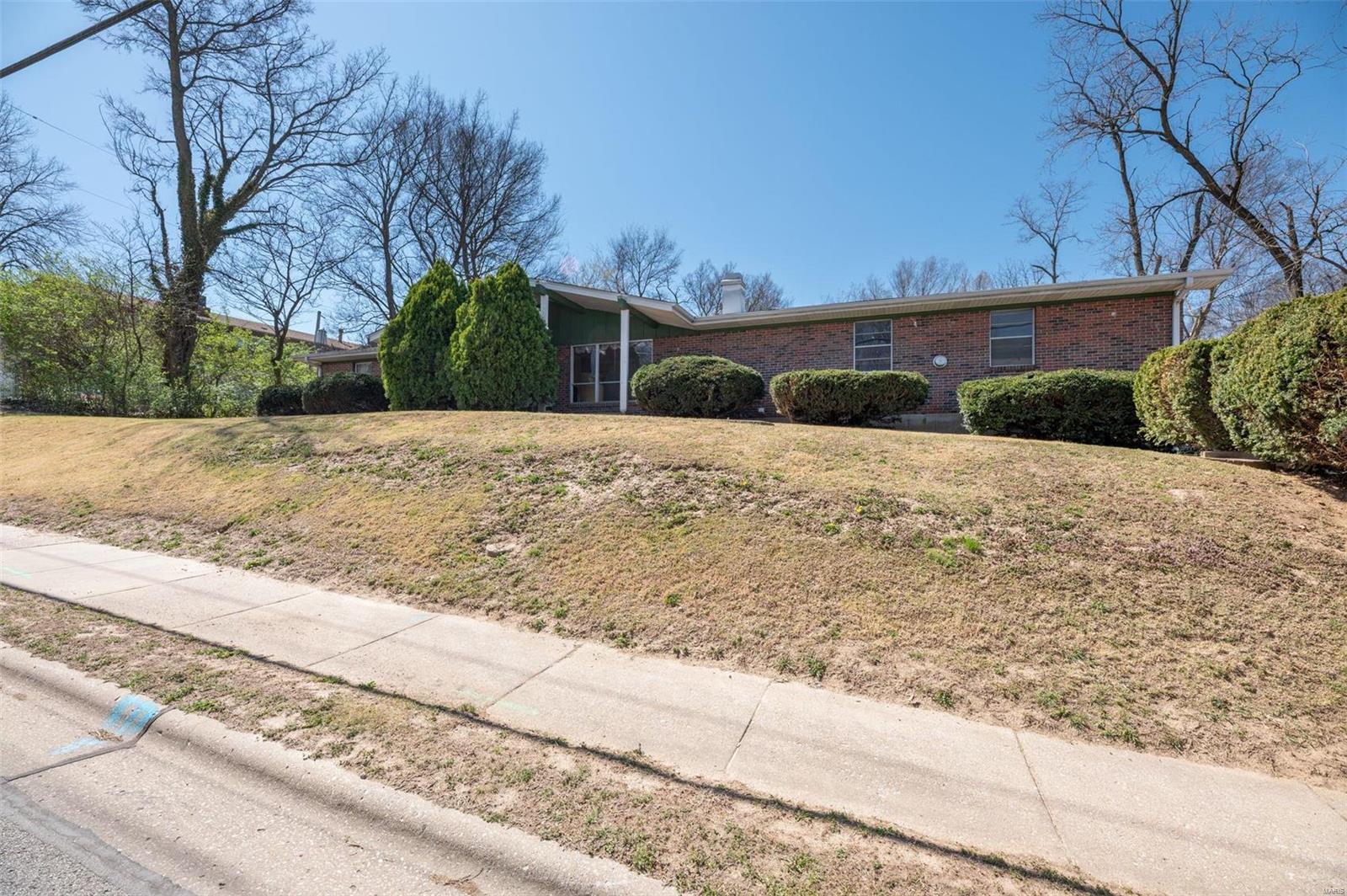 420 Jungermann Road St. Peters, MO 63376 - Photo 1 of 8 Gallery Image 1