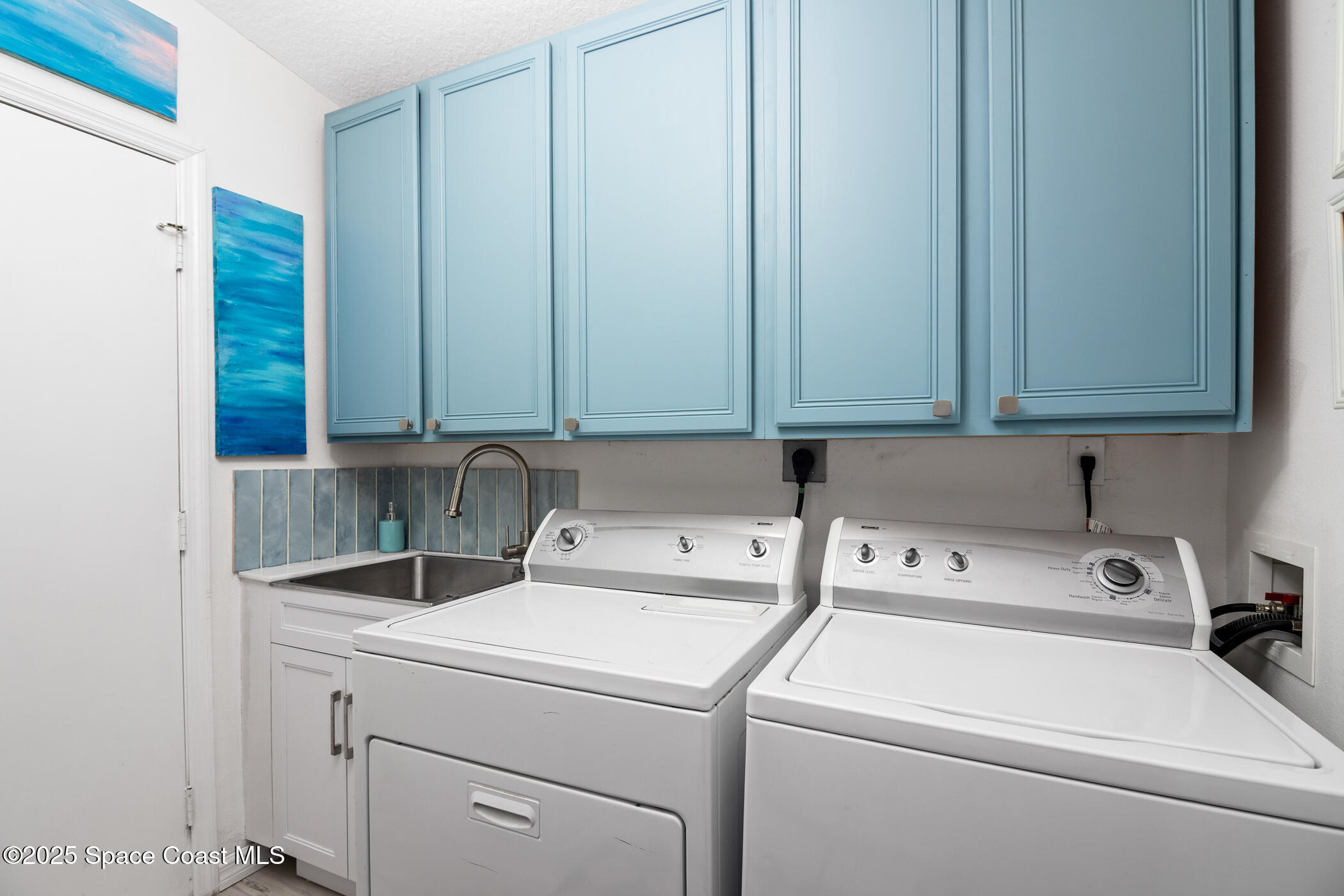 963 Brumpton Place Rockledge, FL 32955 - Photo 22 of 45 Laundry Room