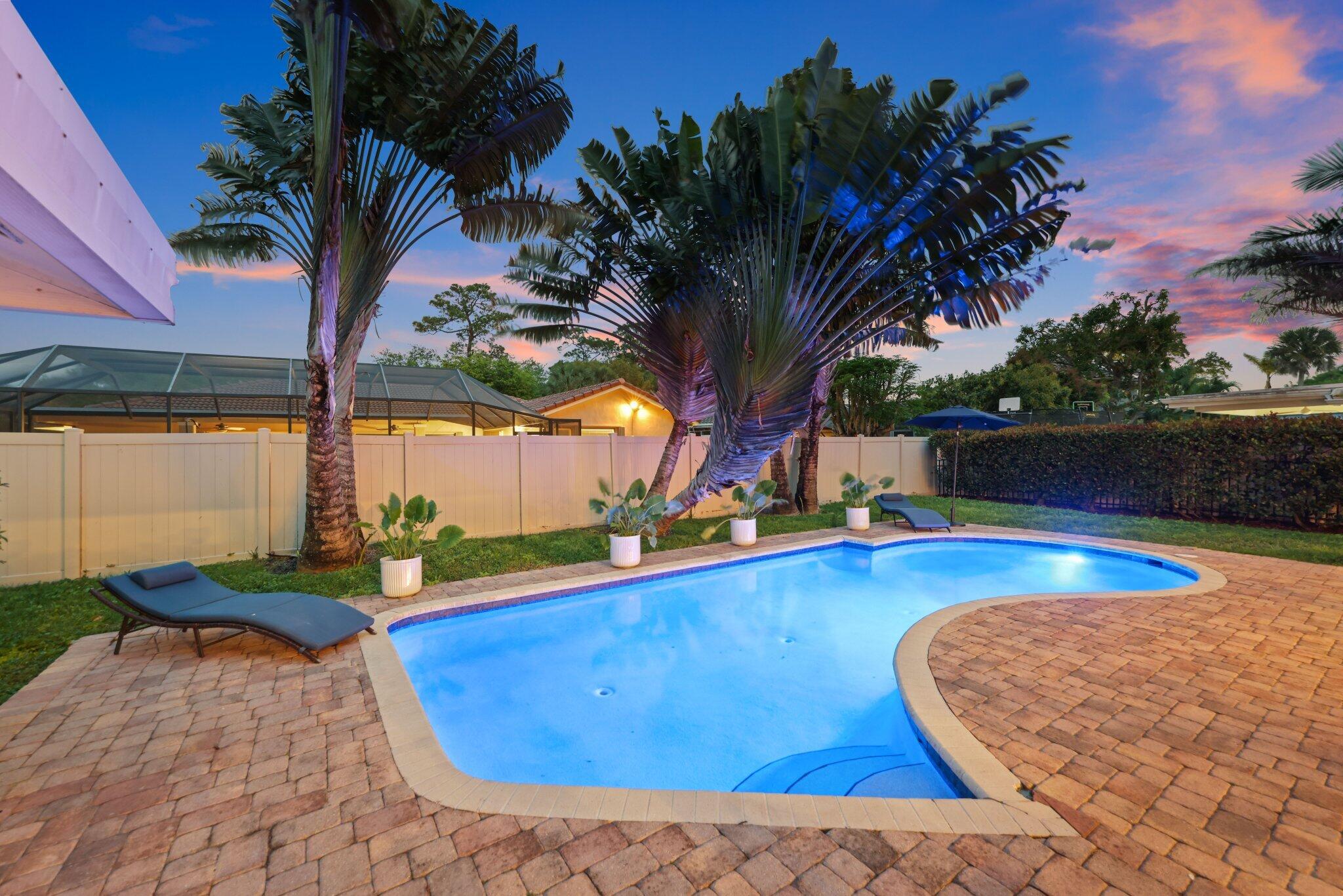 20898 Encanto Court Boca Raton, FL 33433 - Photo 54 of 67 Sunset Pool