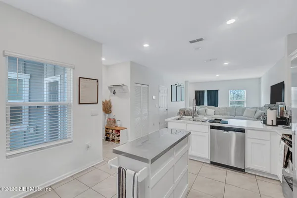 $1,650 | 9008 Gifford Drive, Jacksonville, FL 32220