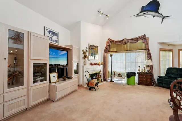 $1,100,000 | 4555 Edington Lane, Brookfield, WI 53045