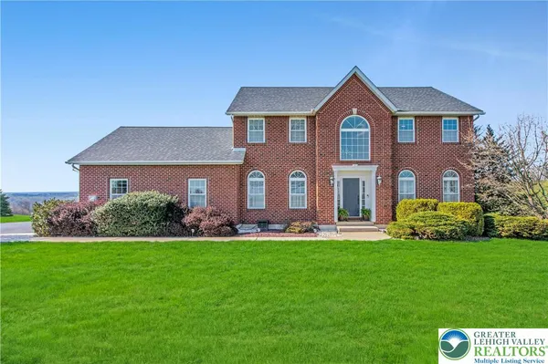 $529,900 | 3110 Valley View Drive, Bath, PA 18014
