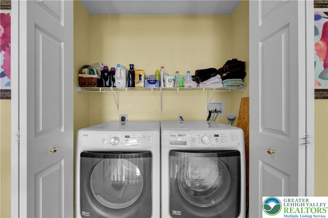 3110 Valley View Drive Bath, PA 18014 - Photo 29 of 64 a utility room with a washer and dryer