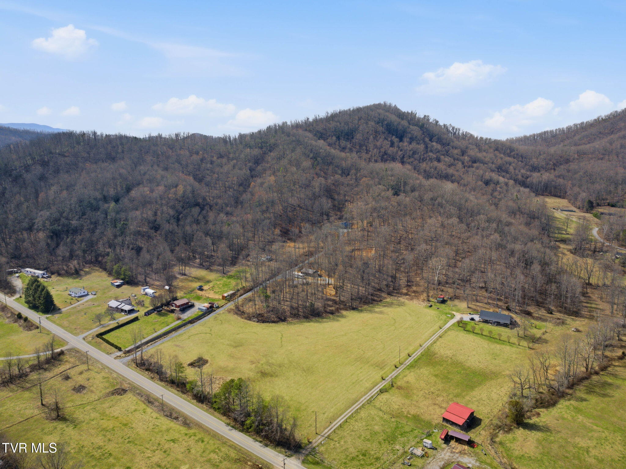 724 Dry Creek Road, Unit TR3 & TR4 Jonesborough, TN 37659 - Photo 24 of 34 10-web-or-mls-720 Dry Creek Rd-18