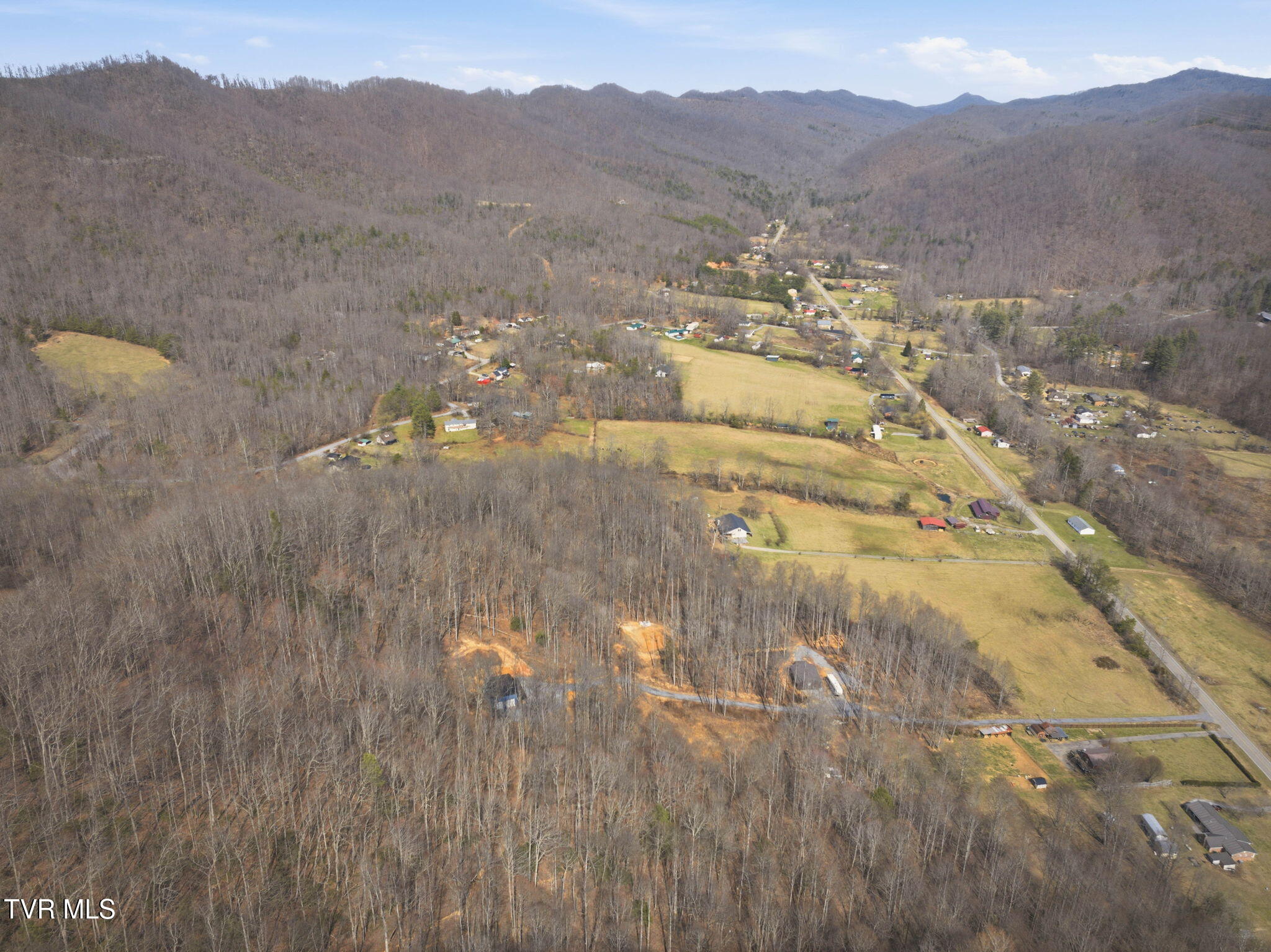 724 Dry Creek Road, Unit TR3 & TR4 Jonesborough, TN 37659 - Photo 29 of 34 16-web-or-mls-720 Dry Creek Rd-23