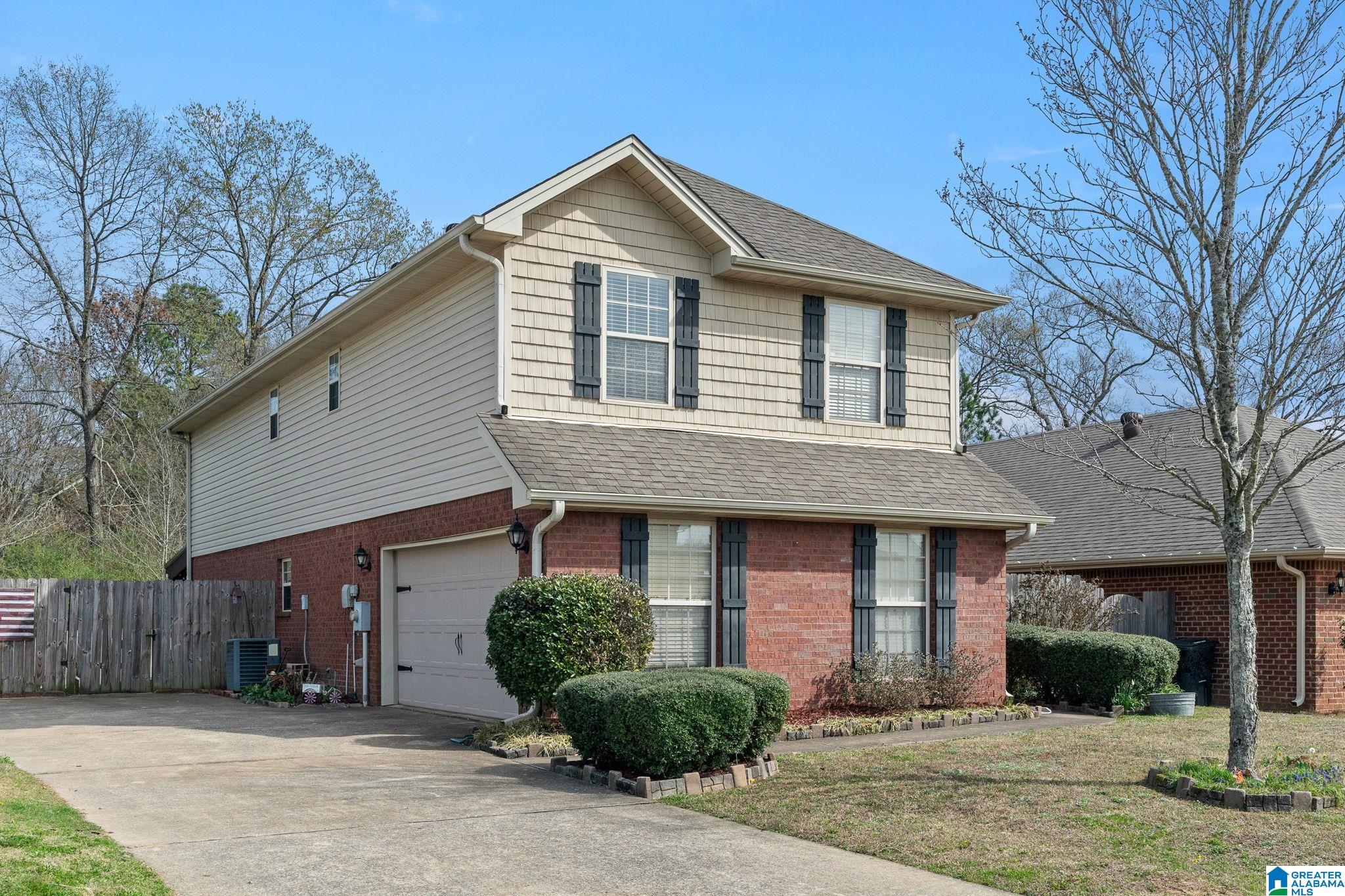 176 Hidden Trace Court Montevallo, AL 35115 - Photo 2 of 31