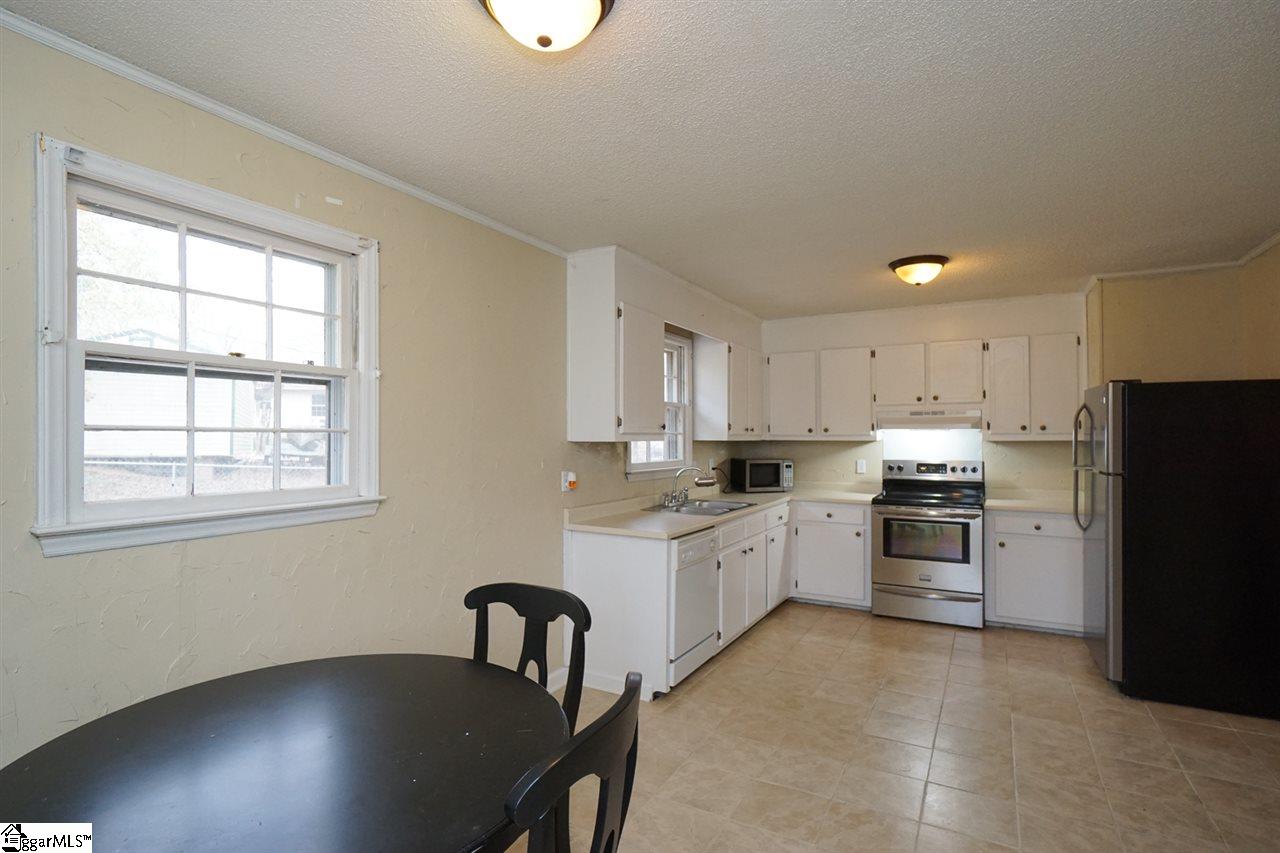 517 Garrett Street Fountain Inn, SC 29644 - Photo 12 of 19 Gallery Image 12