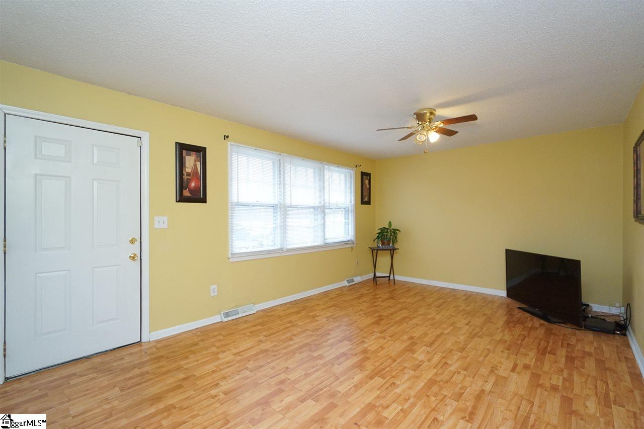 517 Garrett Street Fountain Inn, SC 29644 - Photo 3 of 19 Gallery Image 3