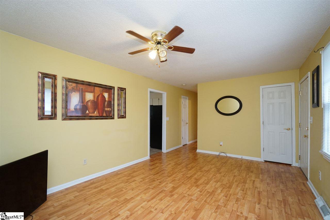 517 Garrett Street Fountain Inn, SC 29644 - Photo 6 of 19 Gallery Image 6