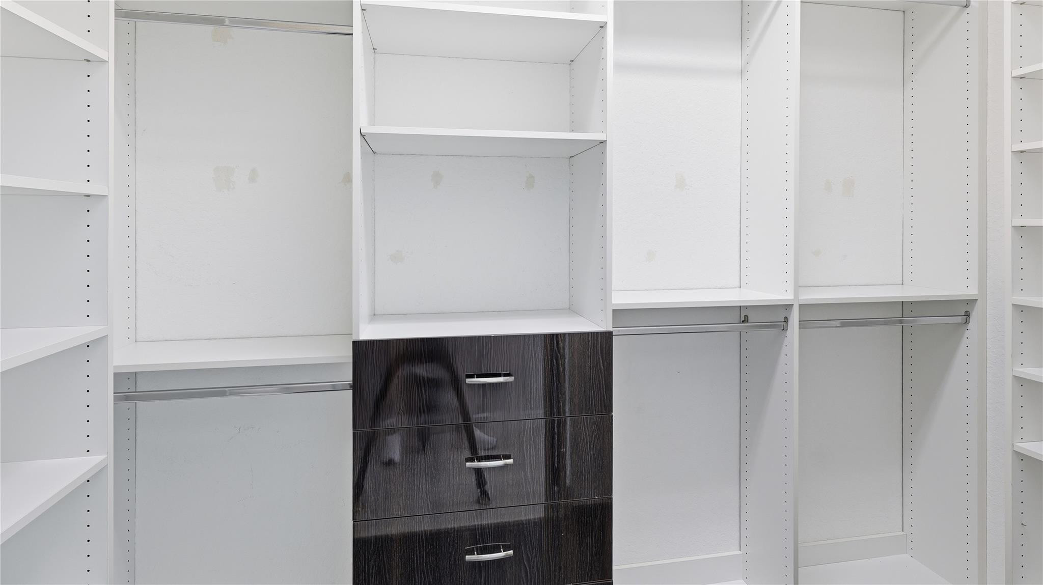 10141 Umberland Place Boca Raton, FL 33428 - Photo 17 of 26 a view of closet