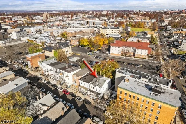 $375,000 | 1111 12hampton Place, Elizabeth, NJ 07201