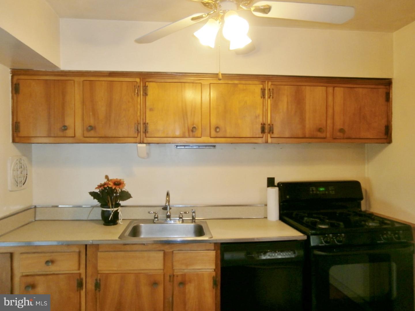 138 Kenmark Road Newark, DE 19713 - Photo 3 of 12 Gallery Image 3