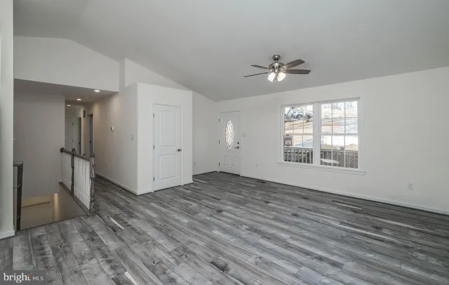 $425,000 | 928 High Top Road, Linden, VA 22642