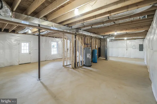 $425,000 | 928 High Top Road, Linden, VA 22642