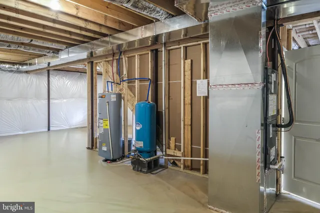 $425,000 | 928 High Top Road, Linden, VA 22642