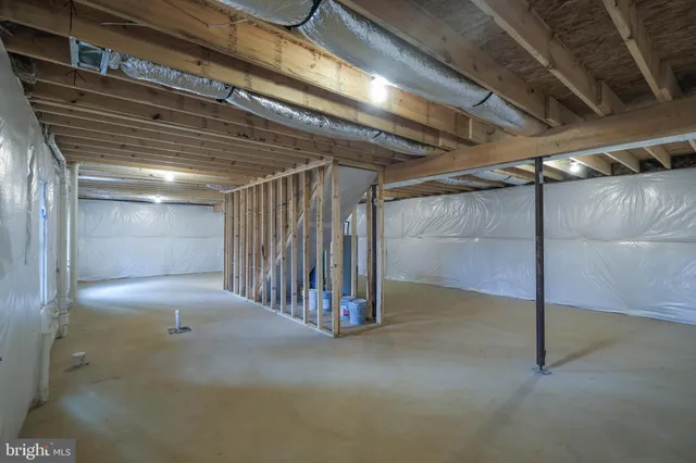 $425,000 | 928 High Top Road, Linden, VA 22642