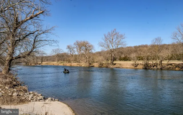 $425,000 | 928 High Top Road, Linden, VA 22642