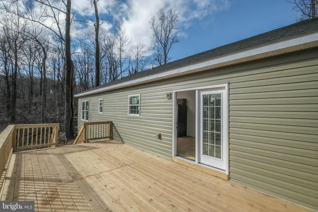 $425,000 | 928 High Top Road, Linden, VA 22642