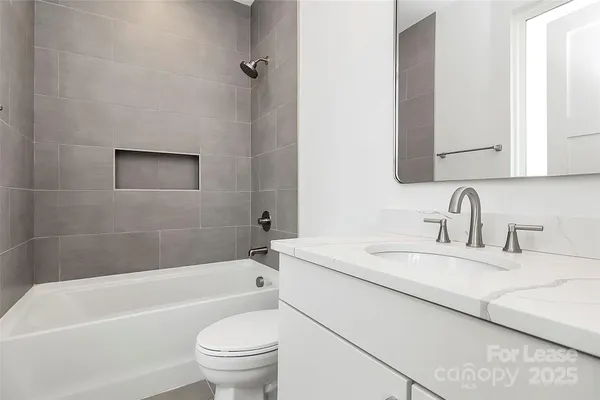 $3,995 | 213 Keswick Avenue, Charlotte, NC 28206