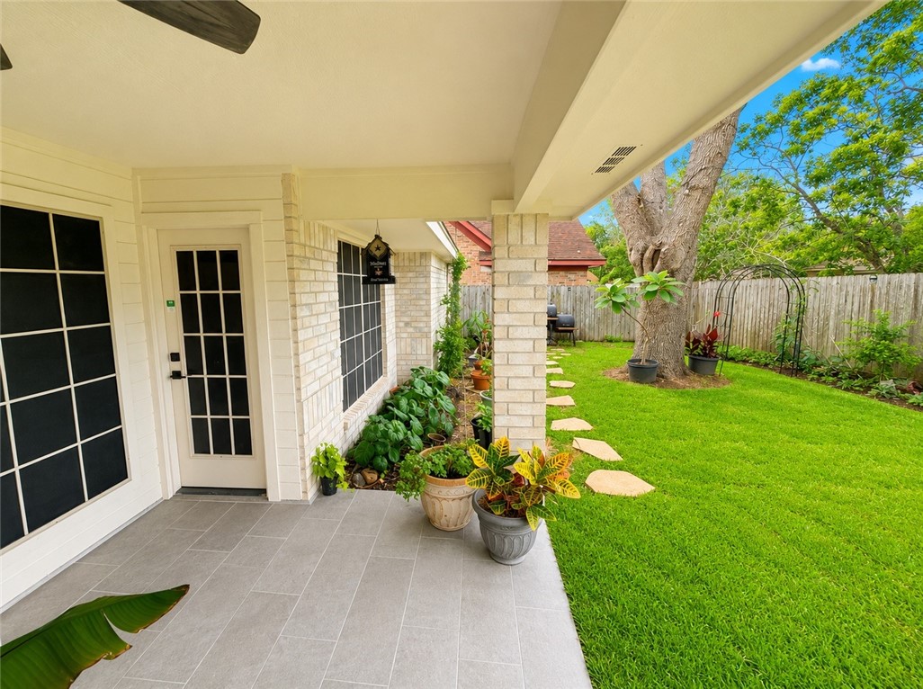 7674 Dallas Street Corpus Christi, TX 78413 - Photo 19 of 20