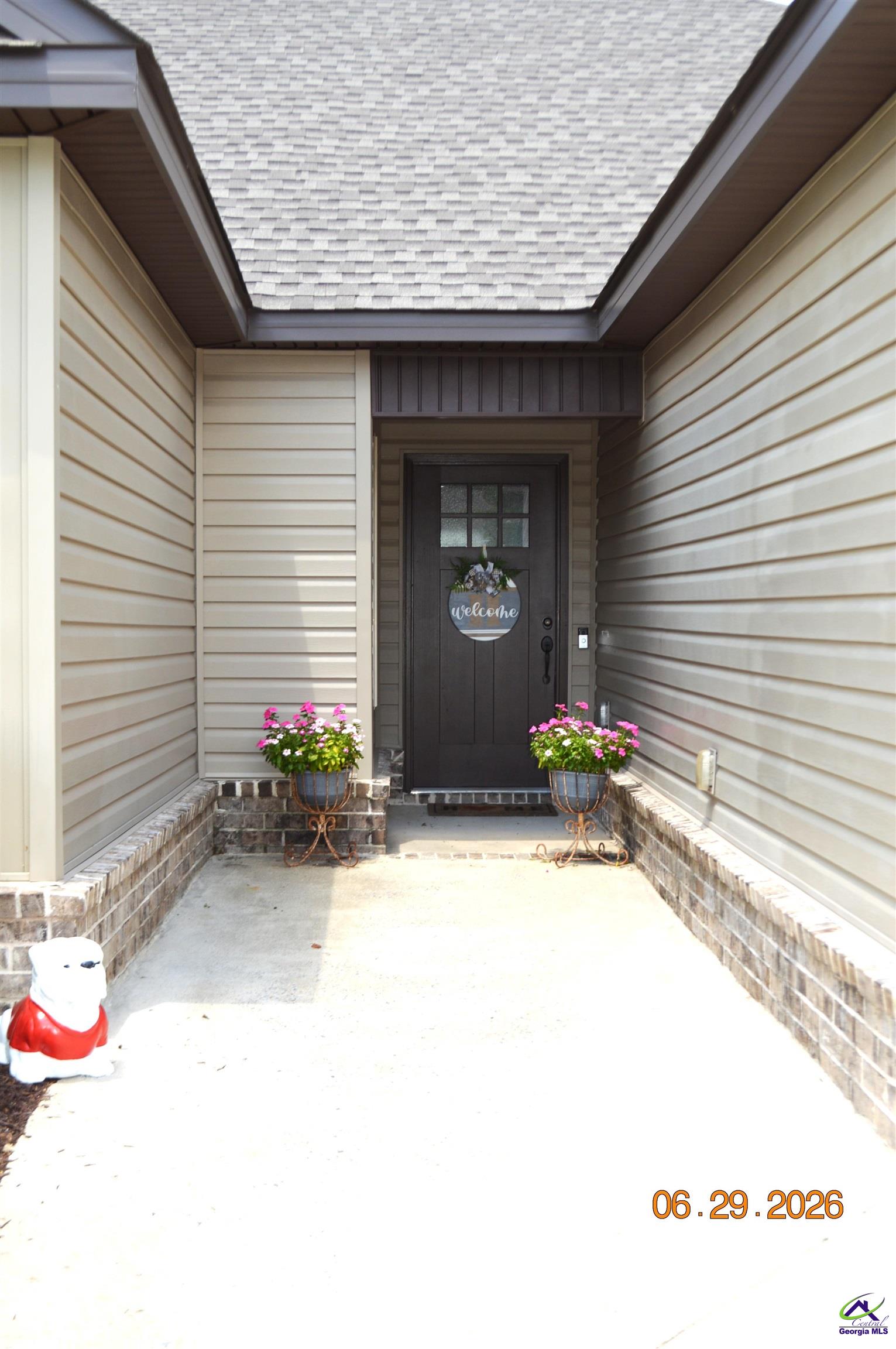 305 Kendall Court Perry, GA 31069 - Photo 2 of 29