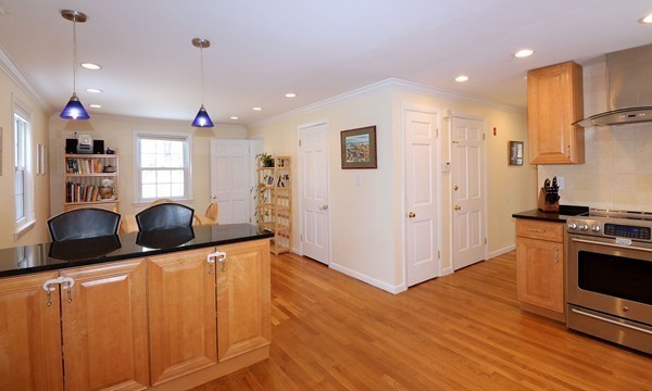 133 Plain Road Wayland, MA 01778 - Photo 12 of 23