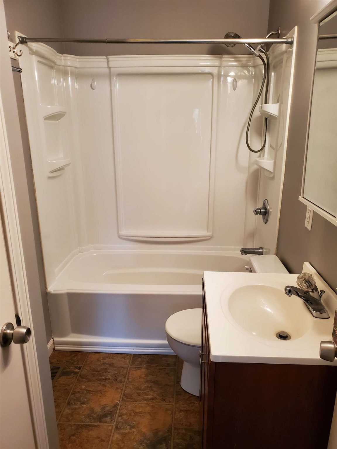5213 Chadwick Road Evansville, IN 47710 - Photo 14 of 19 Gallery Image 14