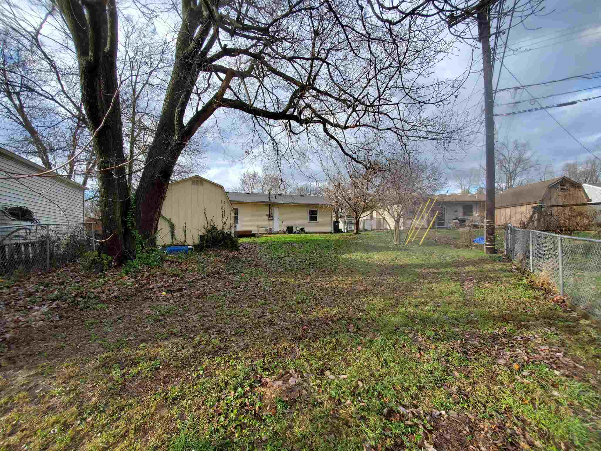 5213 Chadwick Road Evansville, IN 47710 - Photo 18 of 19 Gallery Image 18