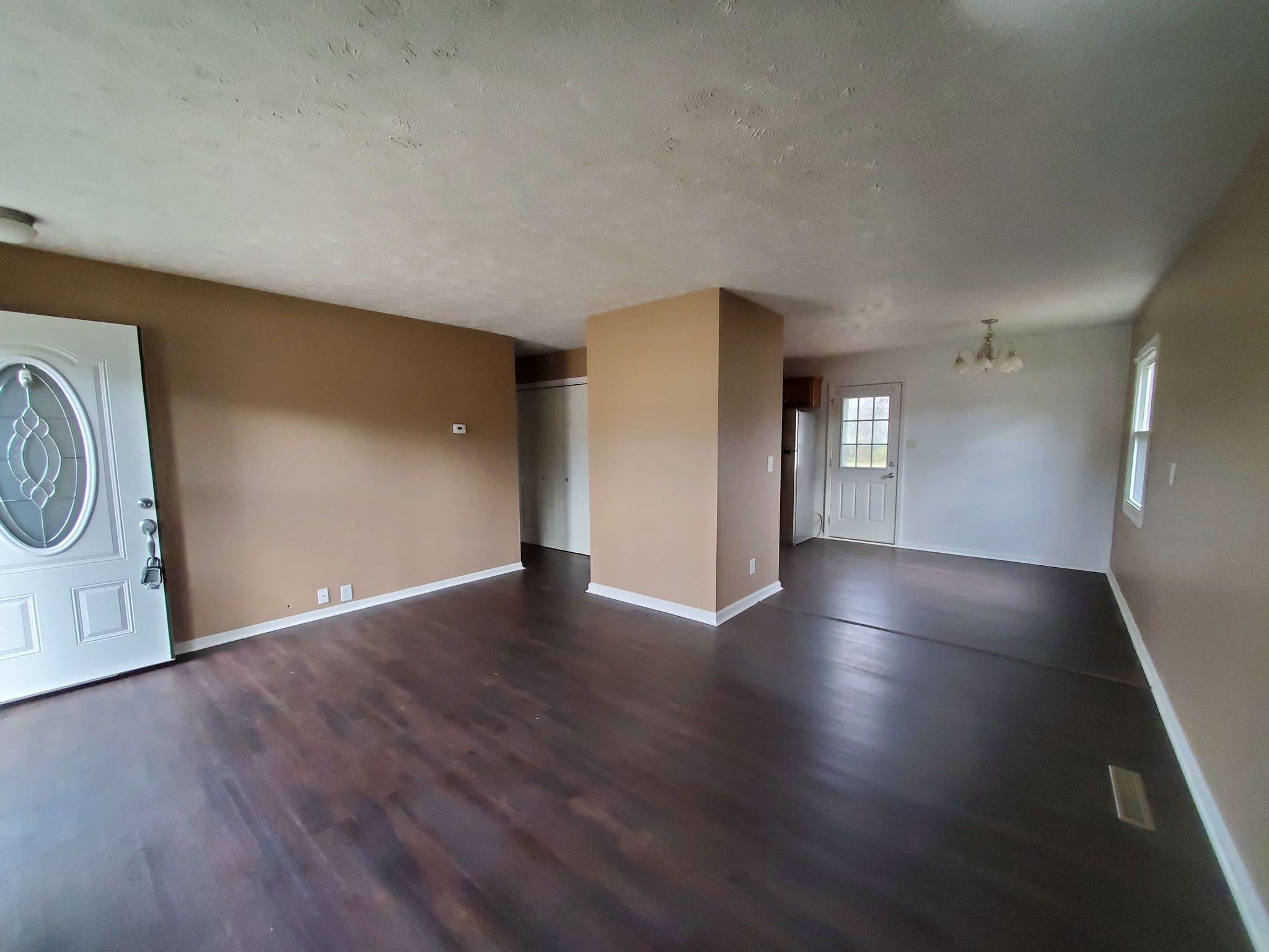 5213 Chadwick Road Evansville, IN 47710 - Photo 5 of 19 Gallery Image 5