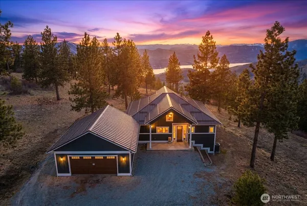 $1,390,000 | 1114 Blazing Star Lane, Chelan, WA 98816