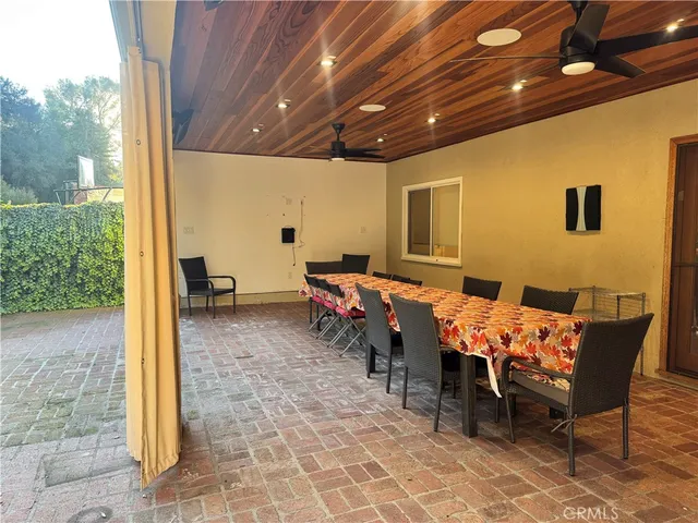 $5,950 | 2248 East Chevy Chase Drive, Glendale, CA 91206