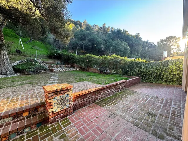 $5,950 | 2248 East Chevy Chase Drive, Glendale, CA 91206