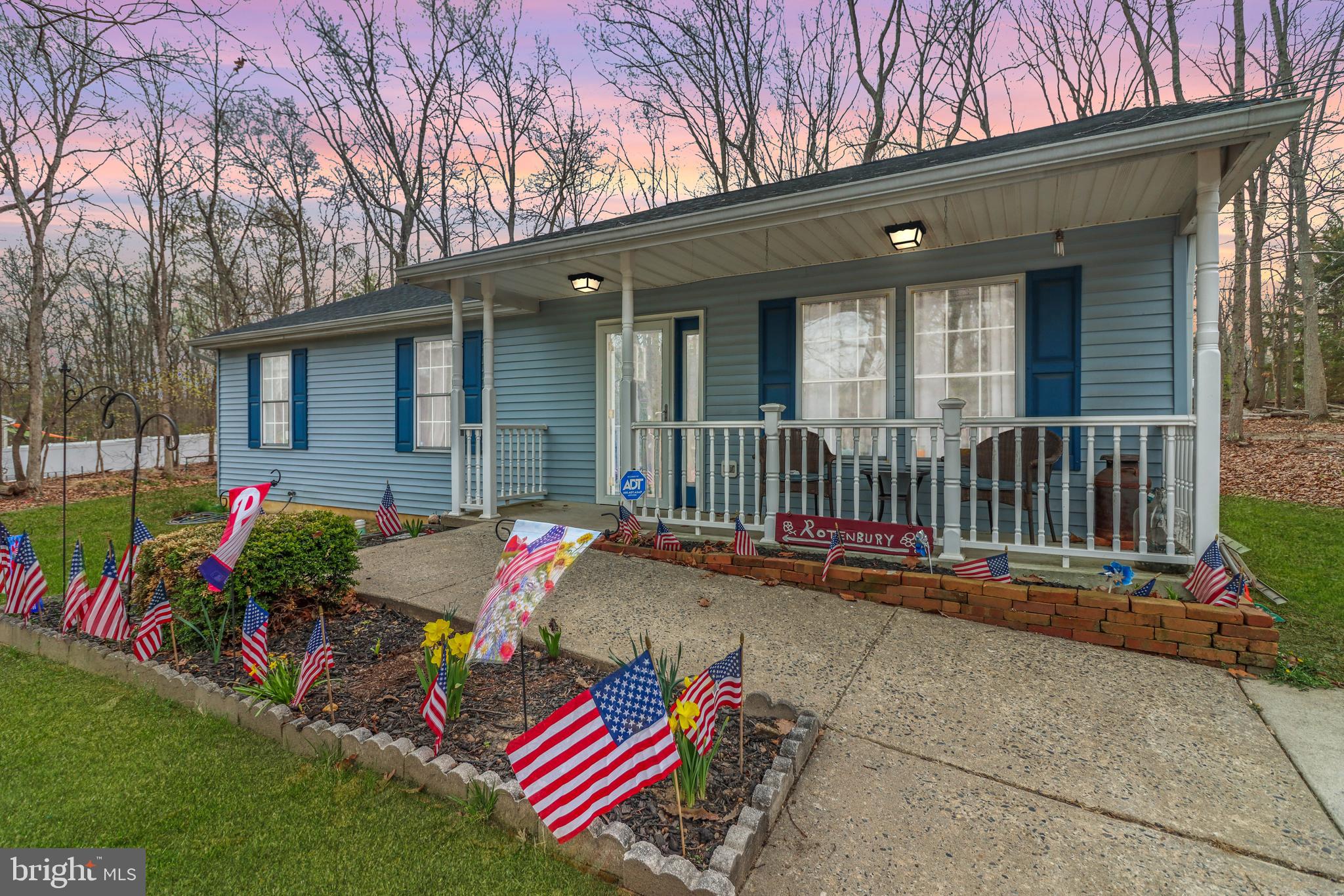 321 Thompson Avenue Chesilhurst, NJ 08089 - Photo 1 of 45