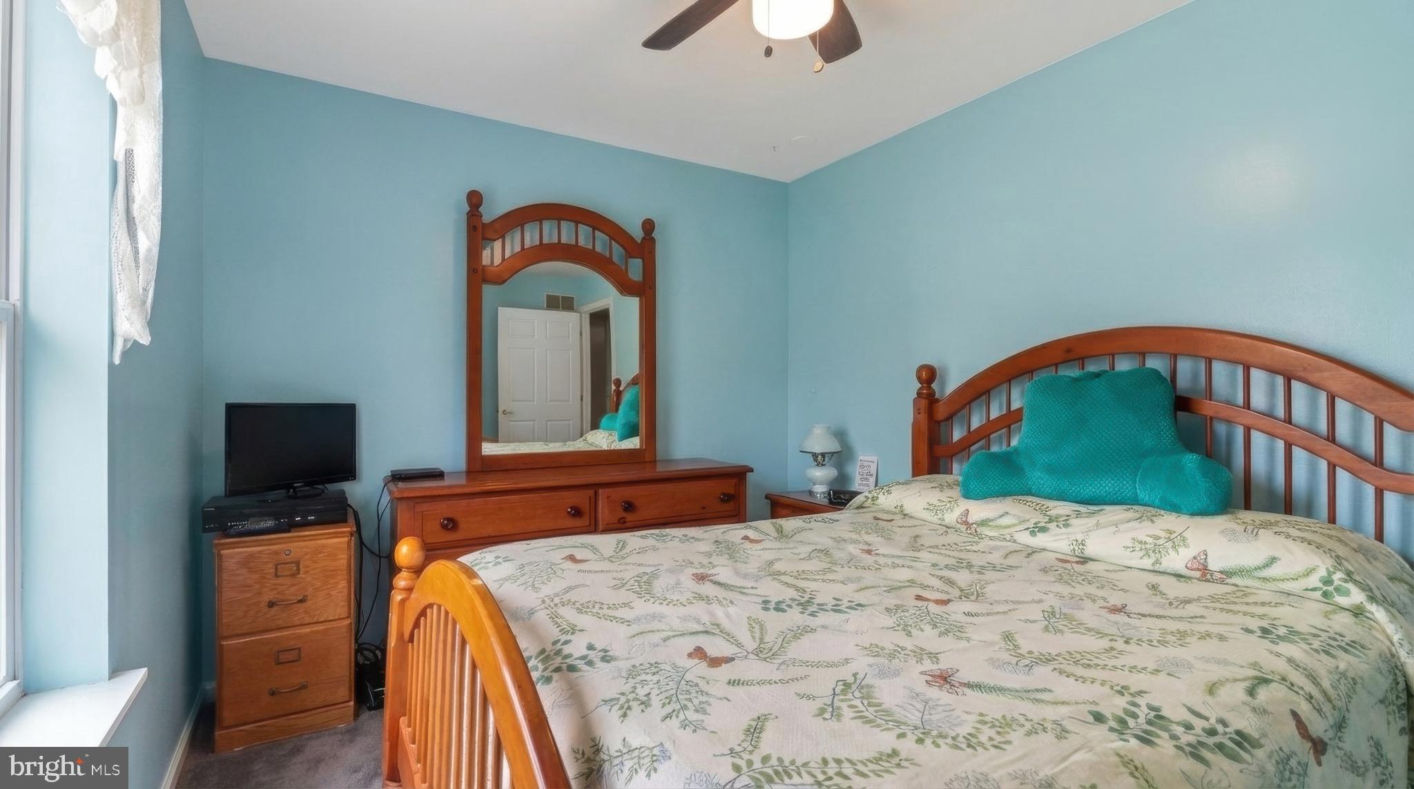 321 Thompson Avenue Chesilhurst, NJ 08089 - Photo 26 of 45