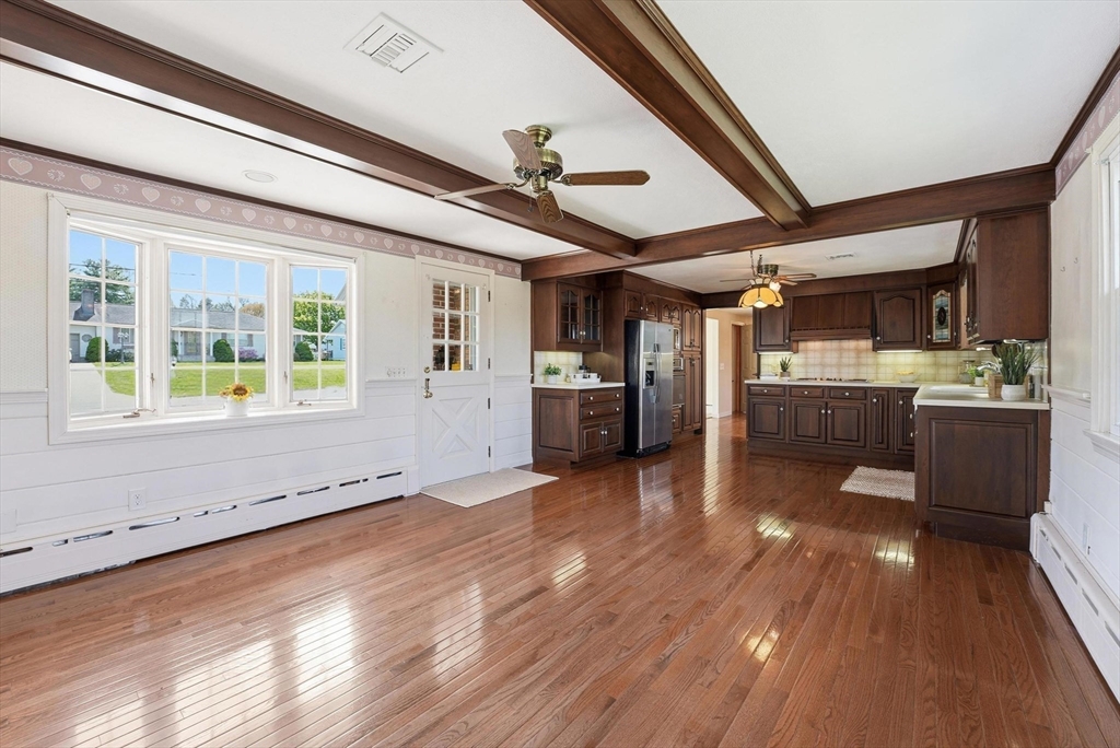 35 Richmond Road Ludlow, MA 01056 - Photo 6 of 41