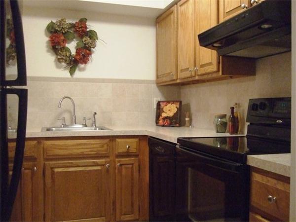 340 Sunderland Road, Unit A14 Worcester, MA 01604 - Photo 4 of 25 Gallery Image 4