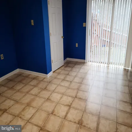 $2,570 | 135 Hill Valley Drive, Winchester, VA 22602