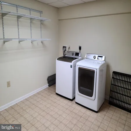 $2,570 | 135 Hill Valley Drive, Winchester, VA 22602