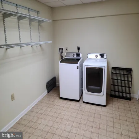 $2,570 | 135 Hill Valley Drive, Winchester, VA 22602