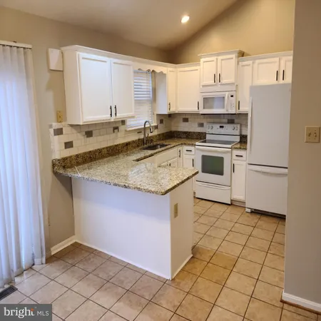 $2,570 | 135 Hill Valley Drive, Winchester, VA 22602