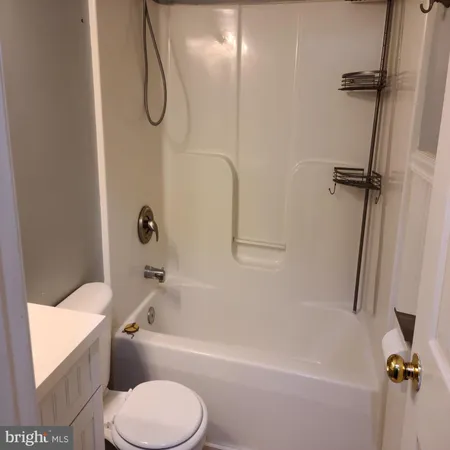 $2,570 | 135 Hill Valley Drive, Winchester, VA 22602