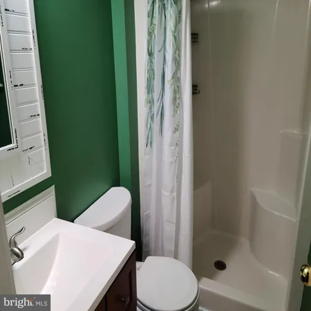 $2,570 | 135 Hill Valley Drive, Winchester, VA 22602