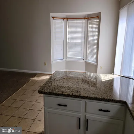 $2,570 | 135 Hill Valley Drive, Winchester, VA 22602