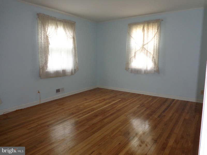 8711 Jenifer Road Baltimore, MD 21234 - Photo 3 of 19 Living Room (another view)