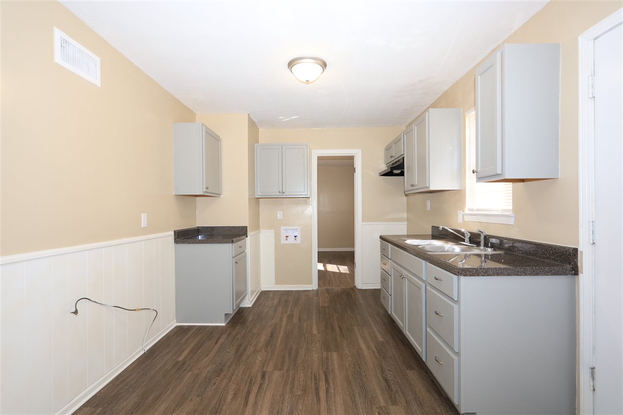 5590 Millbranch Road Memphis, TN 38116 - Photo 5 of 9