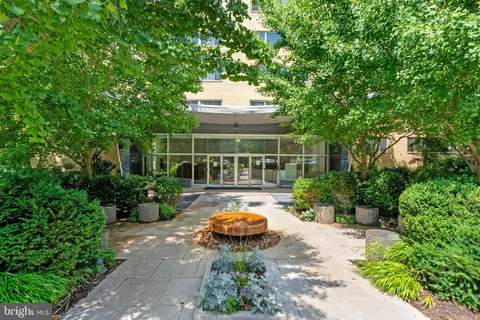 $225,000 | 4600 Connecticut Avenue Northwest, Unit 717, Washington, DC 20008